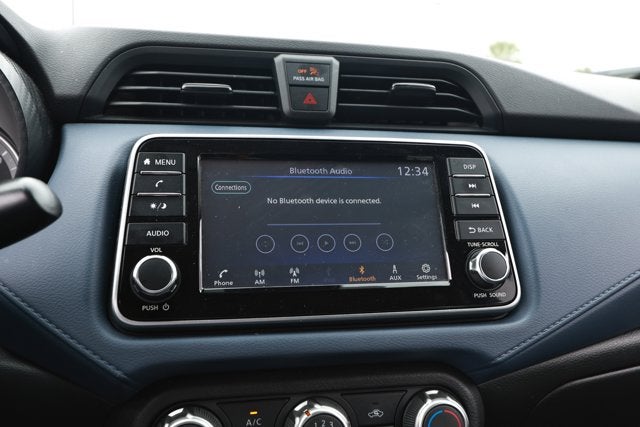 2024 Nissan Versa 1.6 SV
