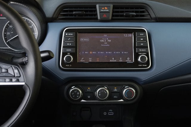2024 Nissan Versa 1.6 SV