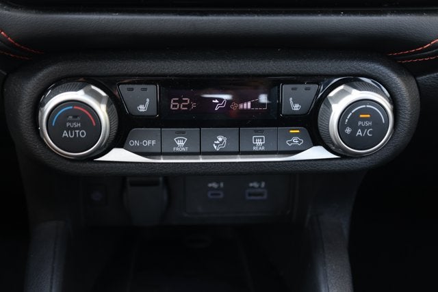 2024 Nissan Versa 1.6 SR