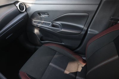 2024 Nissan Versa 1.6 SR