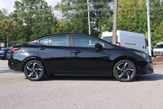 2024 Nissan Versa 1.6 SR