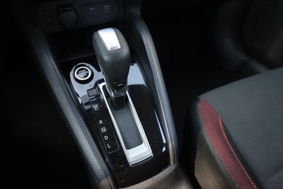 2024 Nissan Versa 1.6 SR