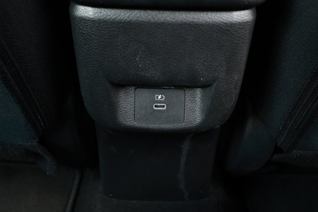 2024 Nissan Versa 1.6 SR