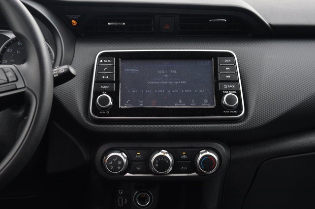 2024 Nissan Kicks S Xtronic CVT