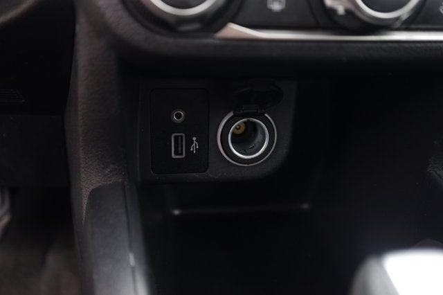 2024 Nissan Kicks S Xtronic CVT