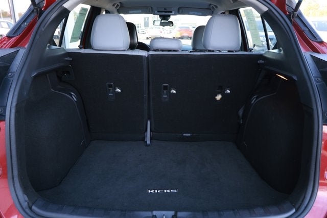 2023 Nissan Kicks SR Xtronic CVT