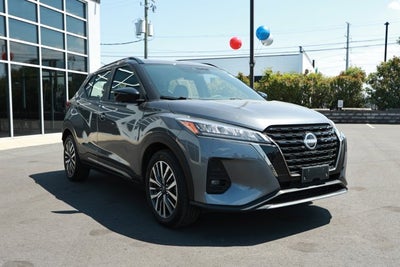 2024 Nissan Kicks SR Xtronic CVT