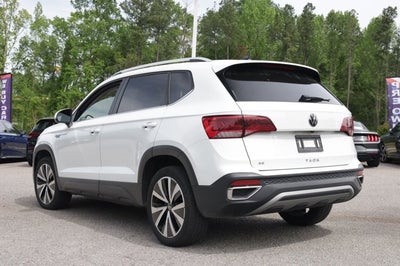 2024 Volkswagen Taos 1.5T SE
