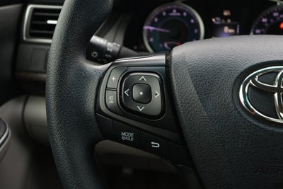 2017 Toyota Camry LE