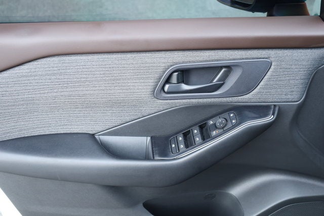 2023 Nissan Rogue S FWD