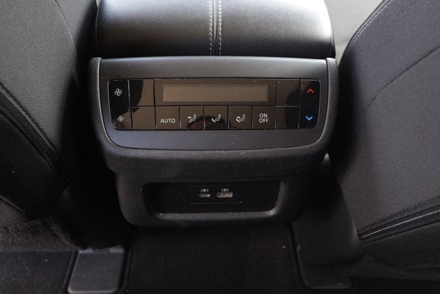 2024 Nissan Pathfinder SV FWD