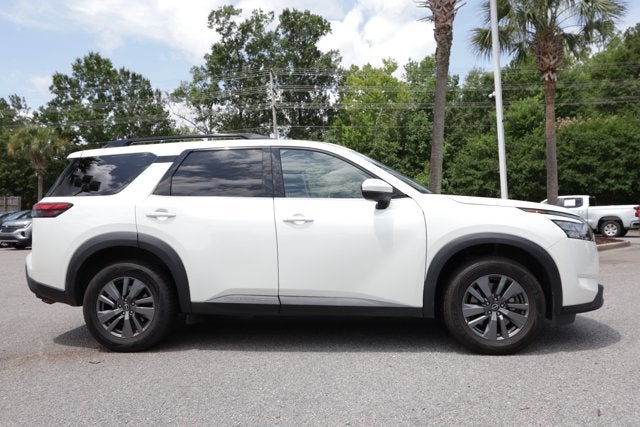 2024 Nissan Pathfinder SV FWD