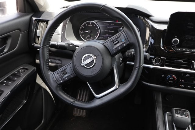 2024 Nissan Pathfinder SV FWD