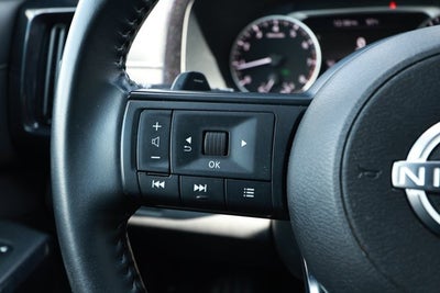 2025 Nissan Pathfinder SV FWD