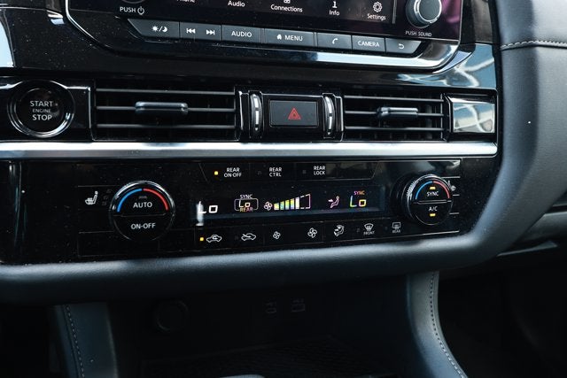2025 Nissan Pathfinder SV FWD