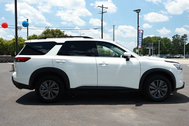 2025 Nissan Pathfinder SV FWD