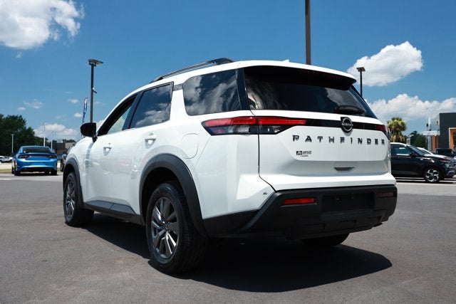 2025 Nissan Pathfinder SV FWD