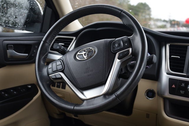 2017 Toyota Highlander Limited