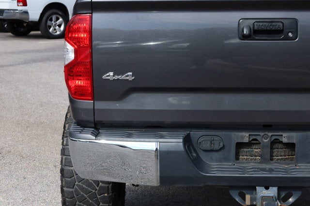 2016 Toyota Tundra SR5 5.7L V8