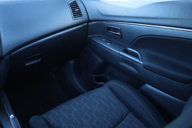 2024 Mitsubishi Outlander Sport SE