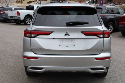 2024 Mitsubishi Outlander SE Black Edition S-AWC