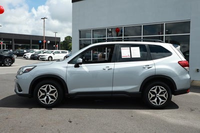 2024 Subaru Forester Premium