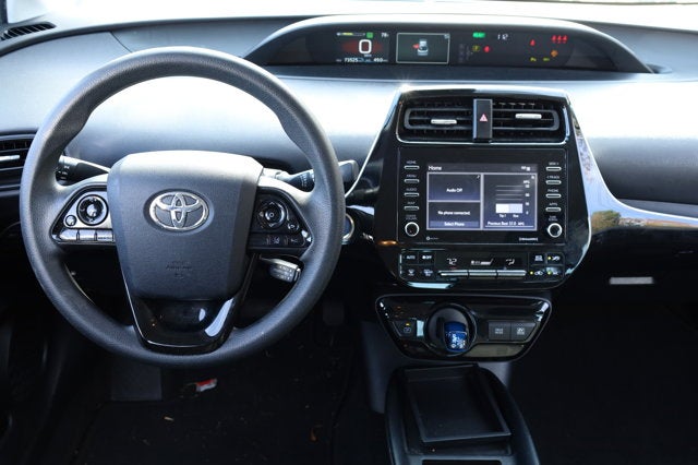 2022 Toyota Prius LE