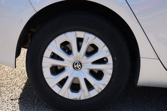 2022 Toyota Prius LE