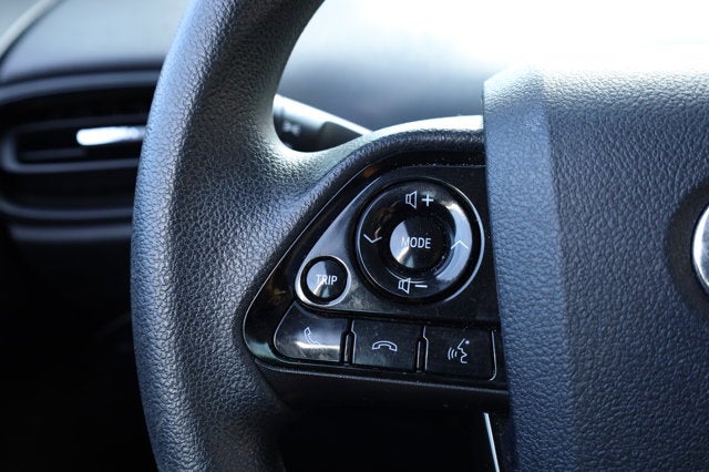 2022 Toyota Prius LE