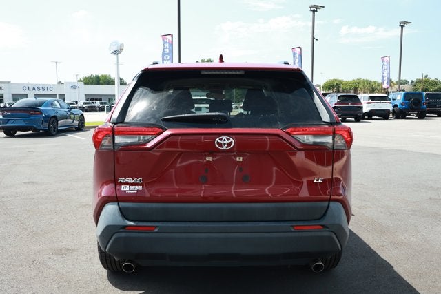 2019 Toyota RAV4 LE