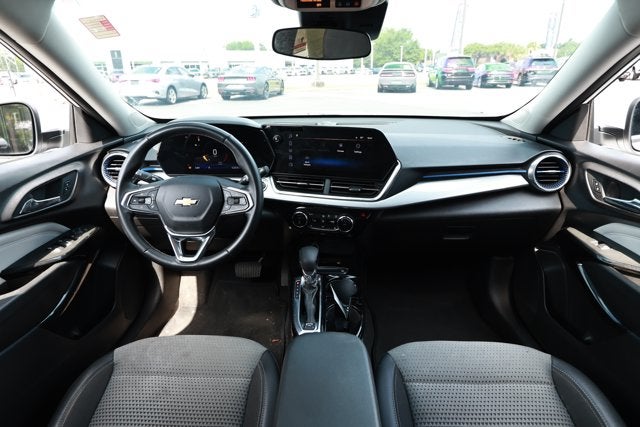 2024 Chevrolet Trax FWD LT