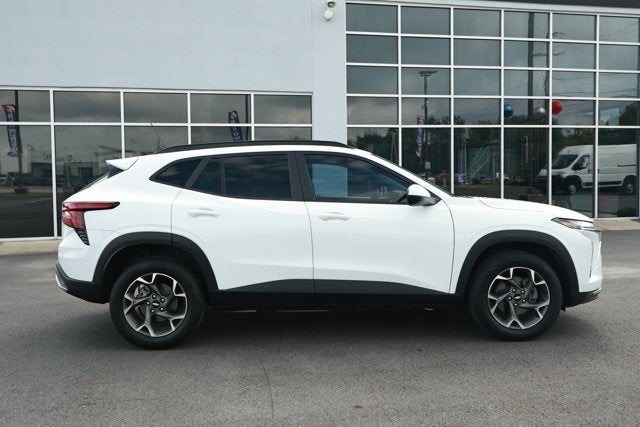 2024 Chevrolet Trax FWD LT