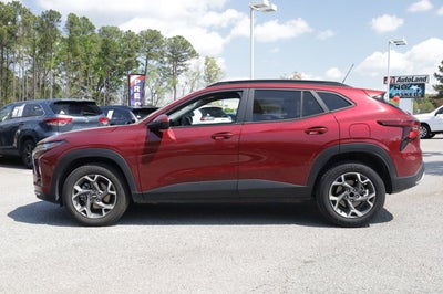 2025 Chevrolet Trax FWD LT