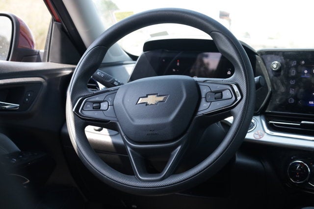 2025 Chevrolet Trax FWD LT