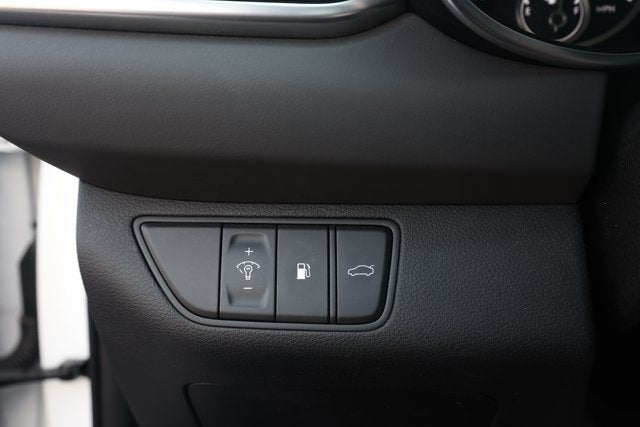 2025 Genesis G70 2.5T RWD