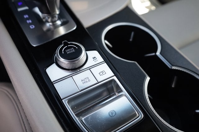 2024 Genesis G70 2.5T RWD