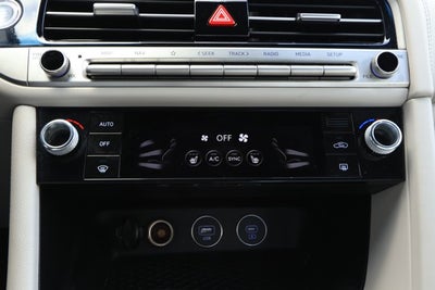 2025 Genesis G70 2.5T RWD