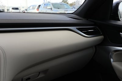 2025 Genesis G70 2.5T RWD