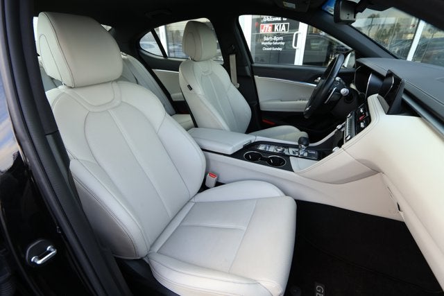 2025 Genesis G70 2.5T RWD