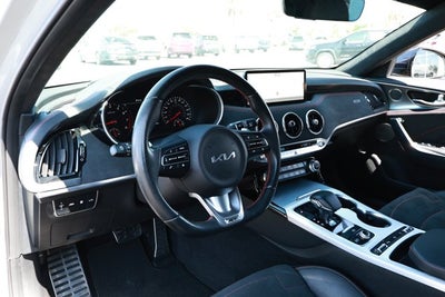 2023 Kia Stinger GT2