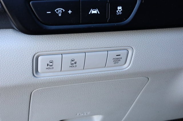 2024 Kia Carnival MPV LX Seat Package