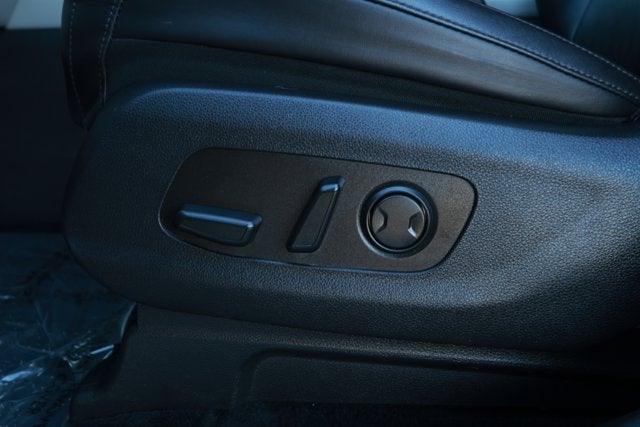 2024 Kia Carnival MPV LX Seat Package