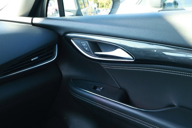 2023 Buick Envision Essence FWD