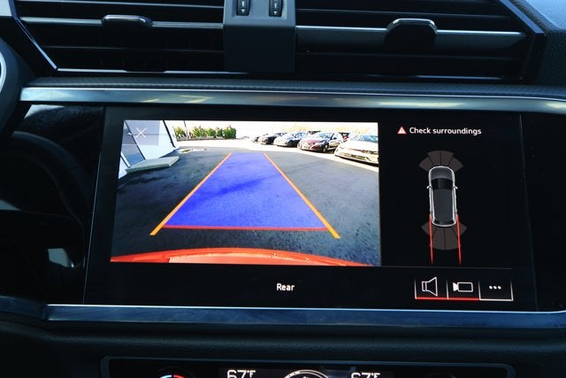 2024 Audi Q3 Premium 45 TFSI S line quattro Tiptronic