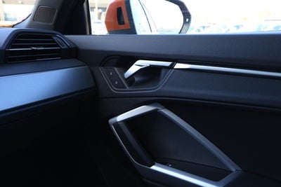 2024 Audi Q3 Premium 45 TFSI S line quattro Tiptronic