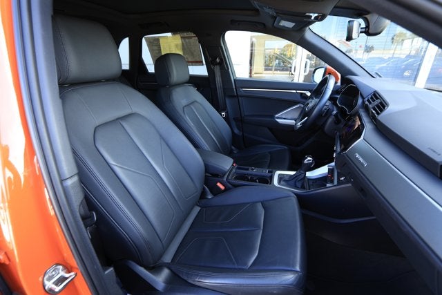 2024 Audi Q3 Premium 45 TFSI S line quattro Tiptronic