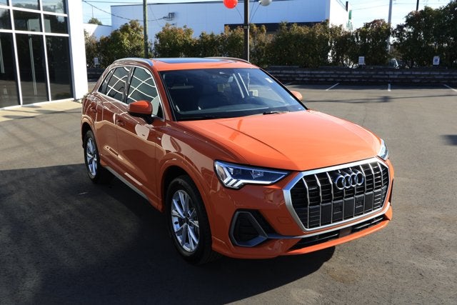 2024 Audi Q3 Premium 45 TFSI S line quattro Tiptronic