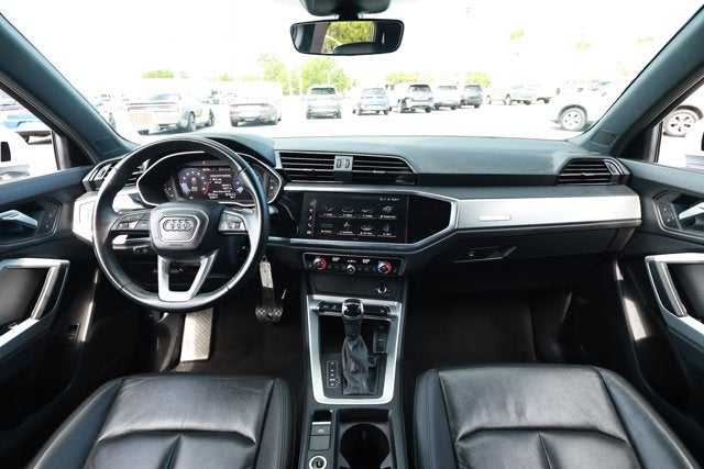2025 Audi Q3 Premium 45 TFSI S line quattro Tiptronic