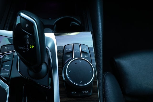 2020 BMW 5 Series 530i