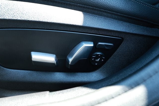 2020 BMW 5 Series 530i